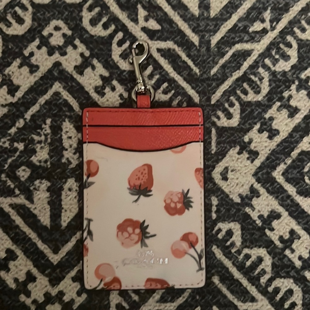 COACH ID HOLDER